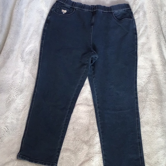 Jeans 🍷 - Picture 1 of 6